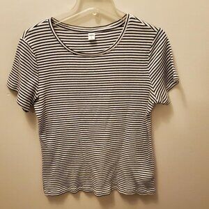 Women's Old Navy short sleeve top, Size XL, Black/White stripe, Ex Cond!